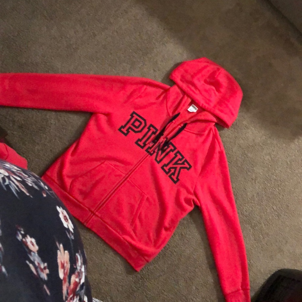 Zippered hoodie
